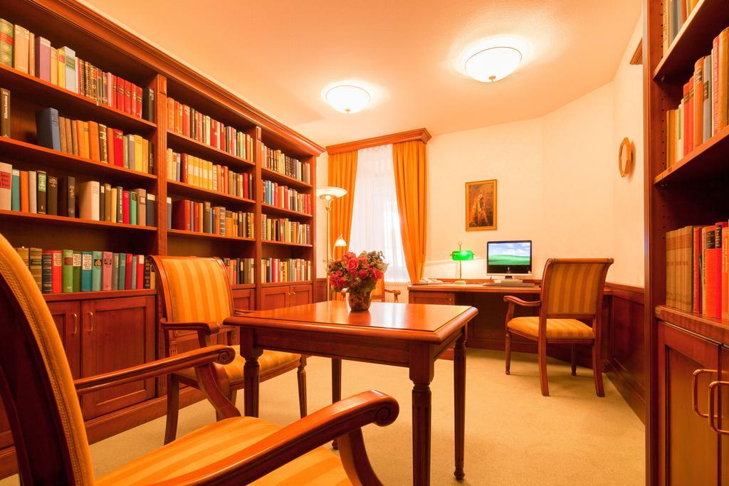 Gda Hotel Hildastift Am Kurpark Вісбаден Екстер'єр фото